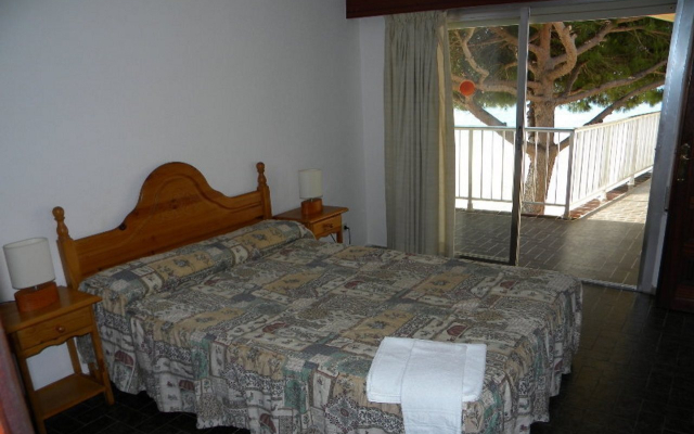 Dms 5 Vilafortuny Apartamentos