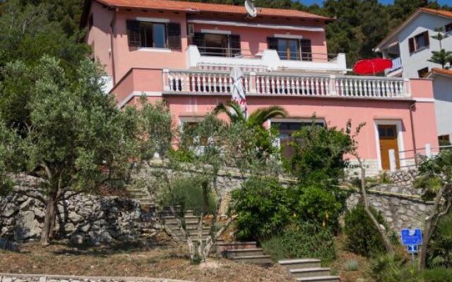 Apartments Villa Julija