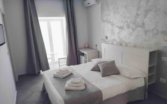 Hotiday Spaccanapoli Borbone