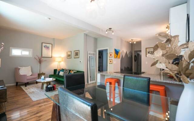 Sunnyside Retro Retreat Private Yard G Line