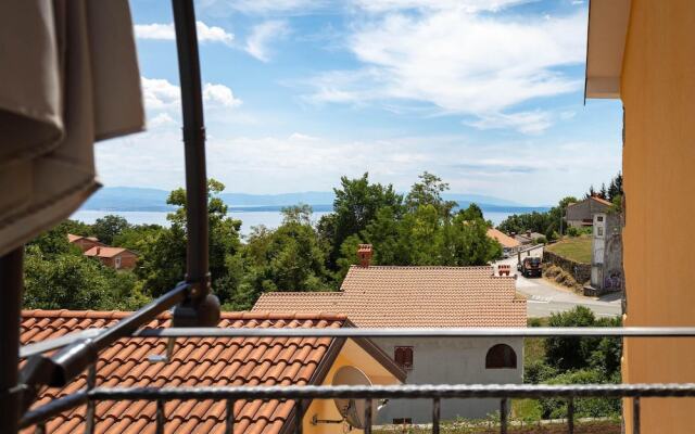 Amazing Apartment in Veprinac With Wifi and 2 Bedrooms
