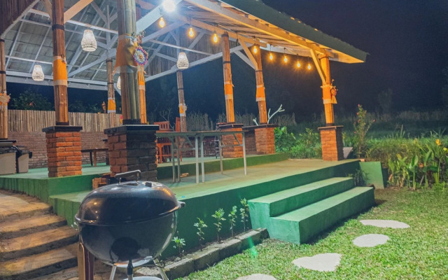 Santya Loka Lodge & Twin Waterfall