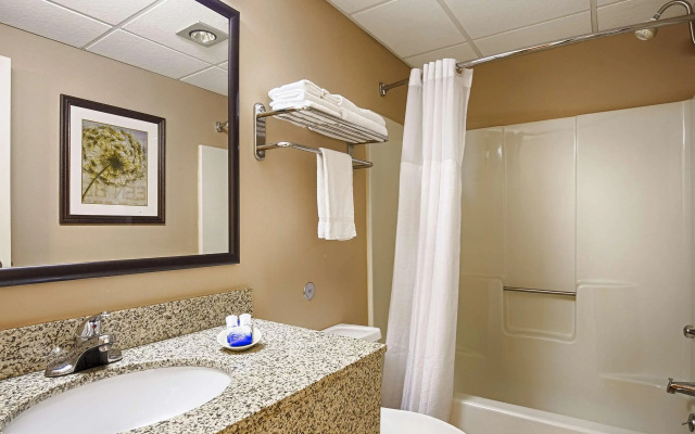 Best Western Plus Steeplegate Inn