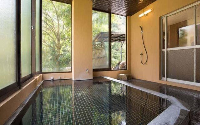 Oyado Miyako Kokonoe