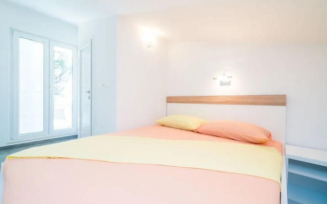 Apartments & Rooms Barisic