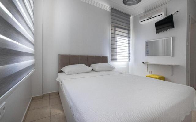 Comfy Room With Shared Pool Near Gumbet Beach