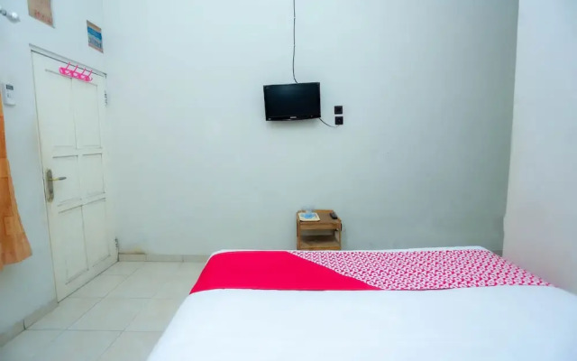 OYO 2692 Penginapan Mba Ros