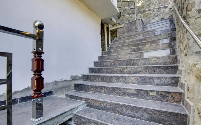 OYO Flagship 80477J Hotel Mount Delight