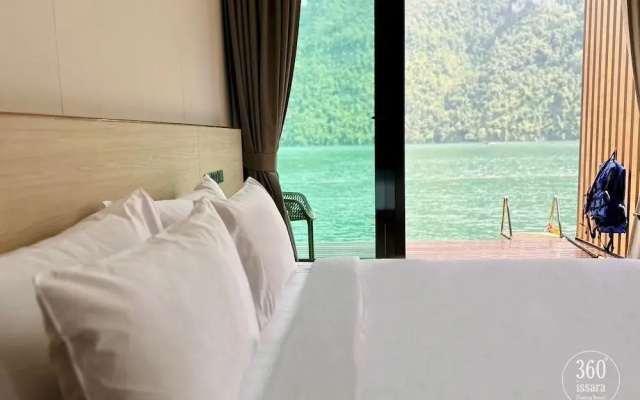 360 issara Floating Resort