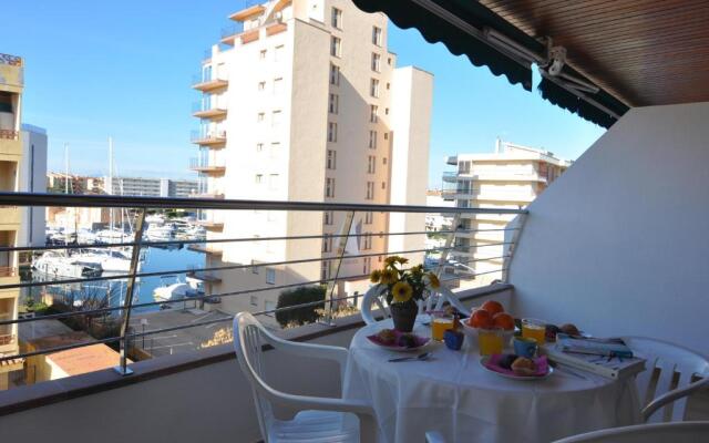 RNET - Puerto Simona 22 - Roses Costa Brava