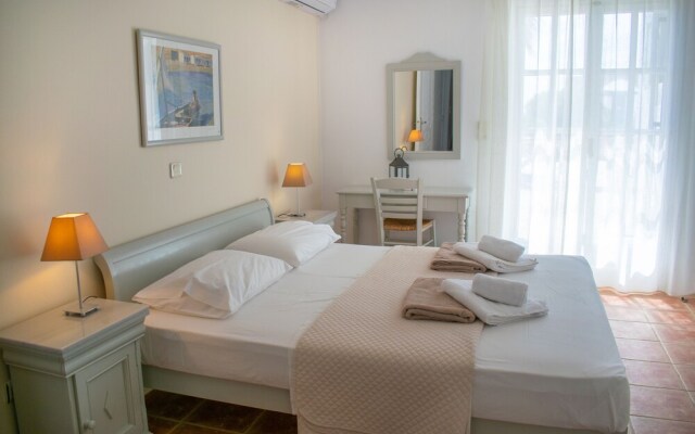 "irenes View Apartments Villa 7 - 4 Guests With Pool and sea View in Agia Irini"