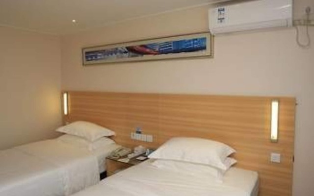 City Express Inn