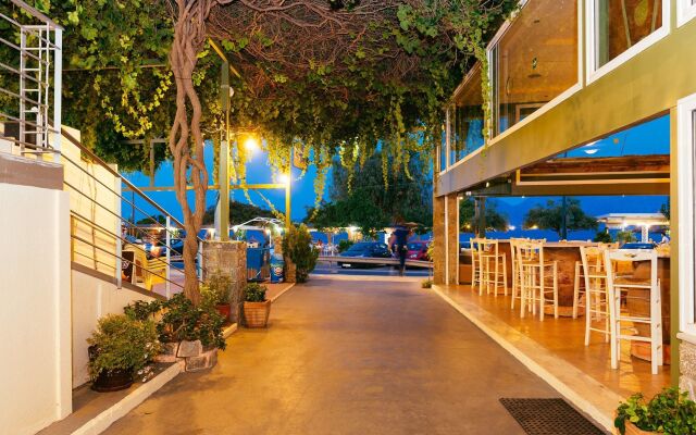 Ammoudara Beach Hotel & Apartments