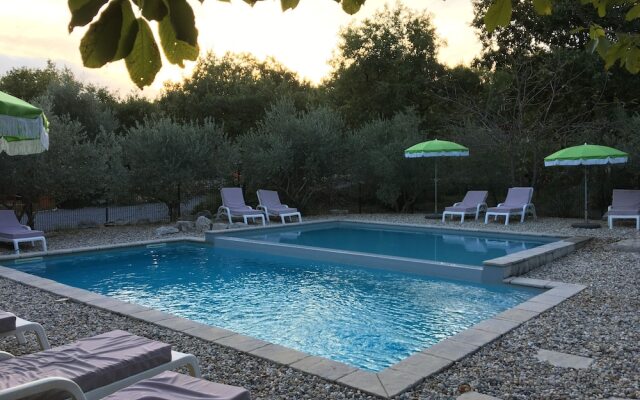 Domaine de Saint Cerice en Ardèche Sud