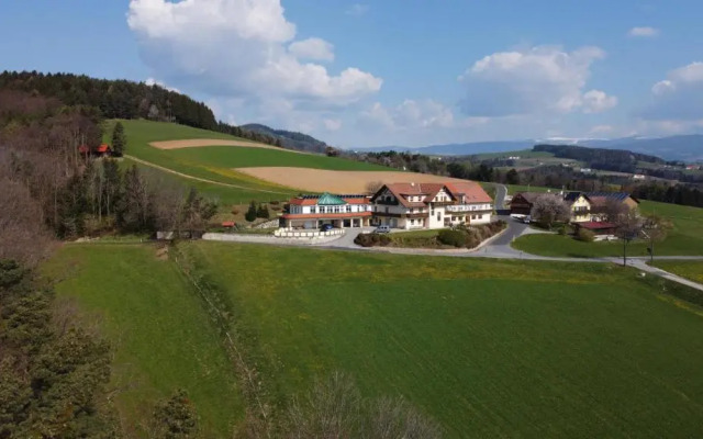 Wohlfuhl Hotel Wiesenhof