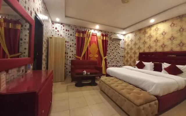 Hotel Premier Inn Johar Town Lahore