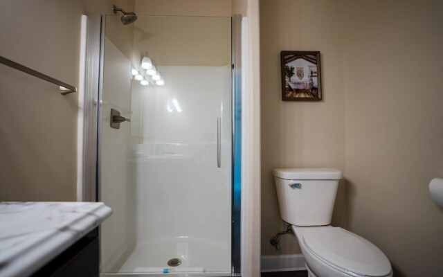 1 Bedroom Lake View Villa- 608