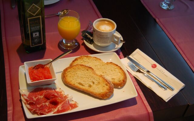 Hotel Mieres del Camino