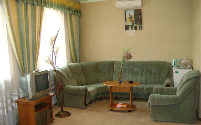 Volf Club Hotel
