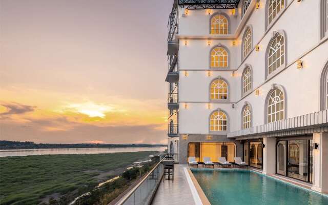 Eastin Hotel Vientiane