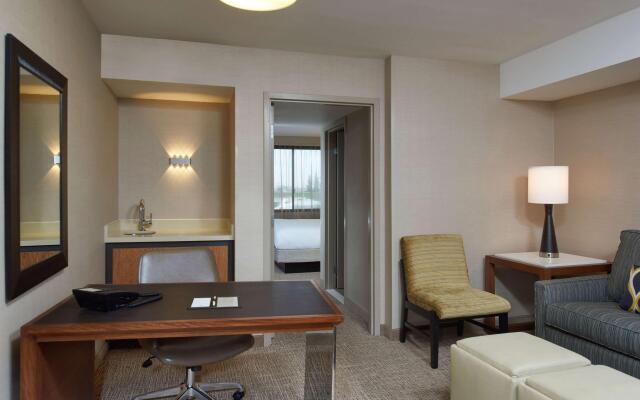 DoubleTree by Hilton Fresno Convention Center