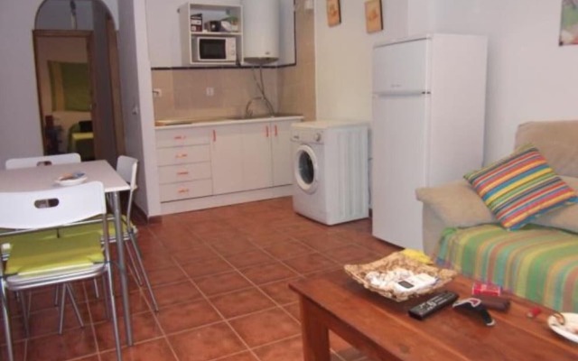 Cervantes Apartment 103452 by MO Rentals