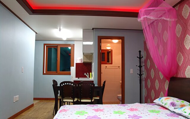 Boryeong Yongdu Beachbill Pension