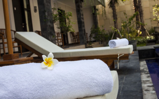 Mansu Hotel and Spa Legian