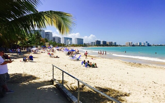 Isla Verde Oceanview Studios