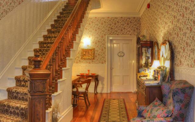 Jonah Place Bed & Breakfast Inn