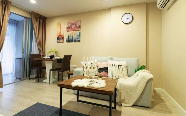 Near BK University Quiet Condo in Rama4 bkb141