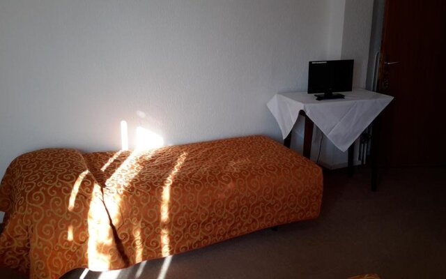 Nikoli - Hotel