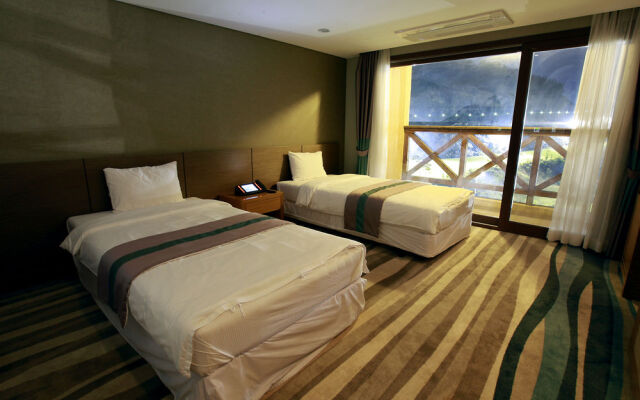 City Park Golf & Hotel