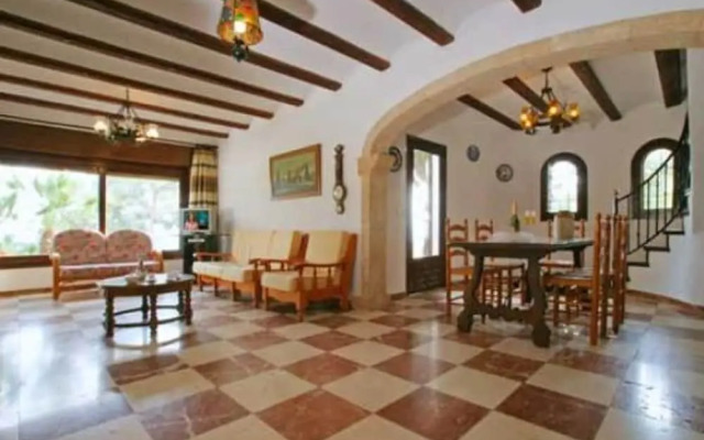 Bonestar in Javea With 5 Bedrooms and 2 Bathrooms