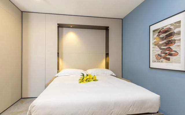 Icon H 503 Suite Micro-living