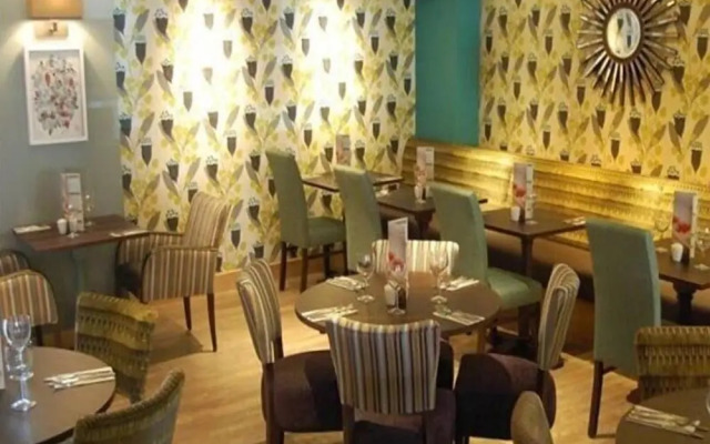 Premier Inn Manchester M56/J6 Runger Lane South
