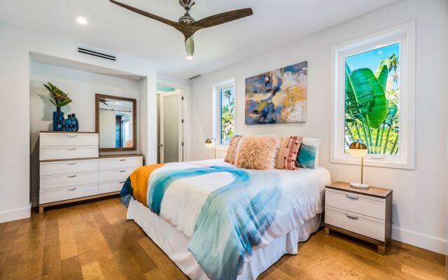 Lido Key Retreat by SKLRP