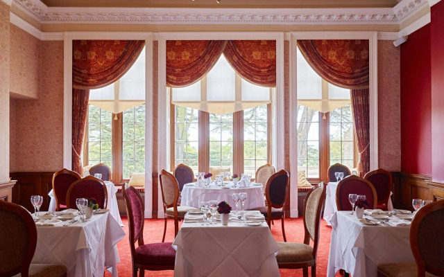 Dumbleton Hall Hotel