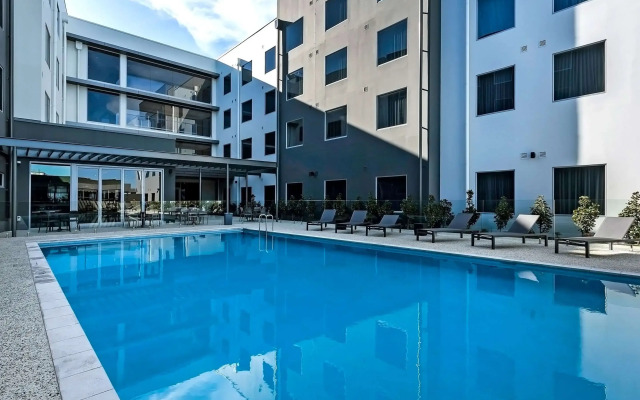 Ingot Hotel