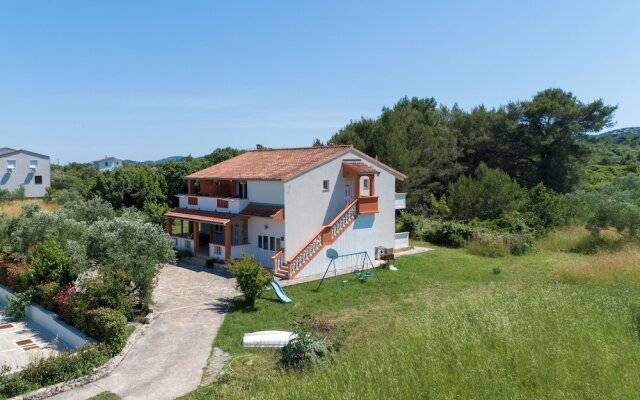 Seaview Apartment in Pasman A2