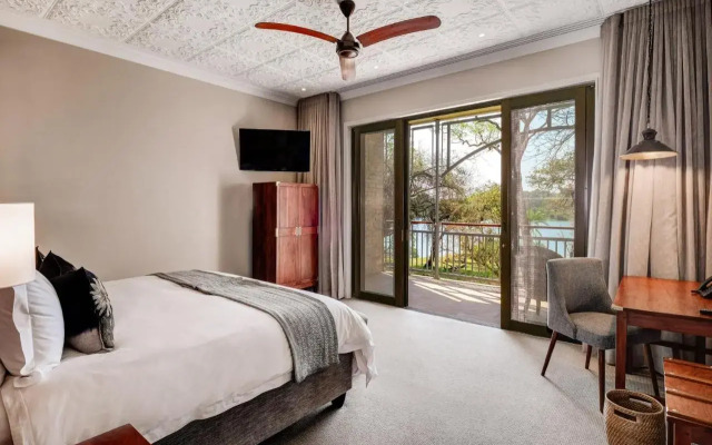 Palm River Hotel