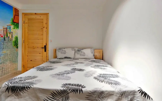 Private Room in Halong City Center - HANZ Almor2