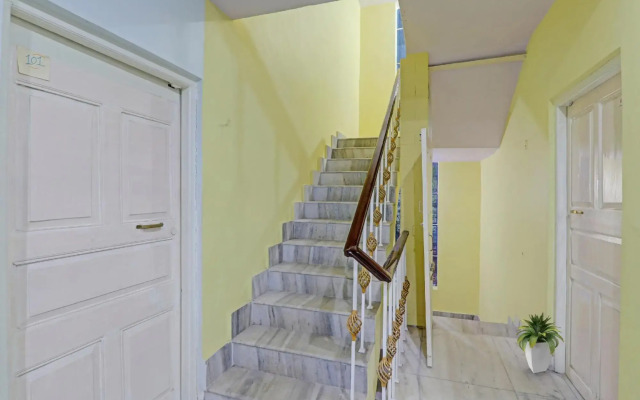 Oyo Flagship 92819 Hotel Surbhi G House
