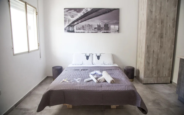 Rooms at R&A apartment