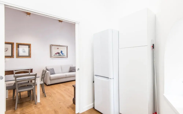 RSH San Cosimato Luxury Bright Apartment