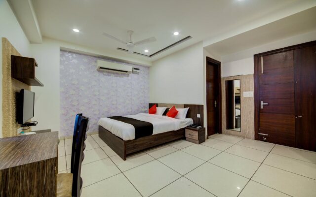 Supreme Residency by OYO Rooms