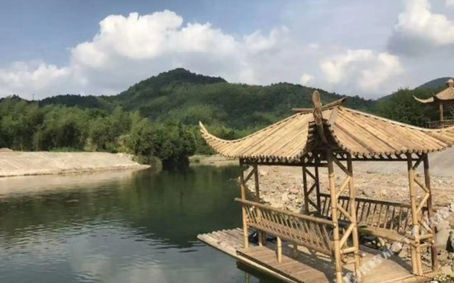 Caoxi Hepan Resort