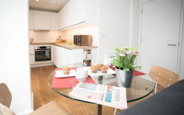 Moonside - Stunning Angel Apartments