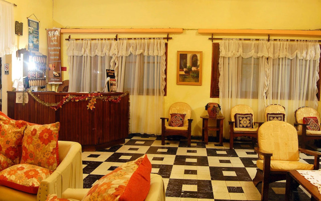 Hotel Bristol
