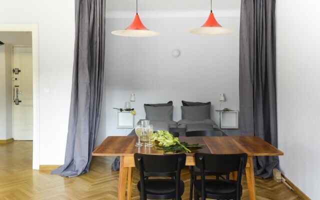 Designers Apartment In The Old Town